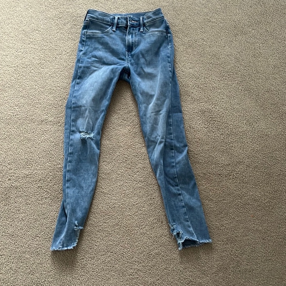 Ripped denim jeans, old navy, size 12